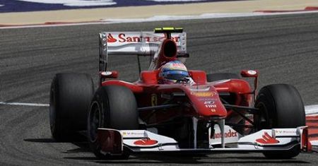 GP Bahranju: Triumf Alonso, Kubica bez punktów
