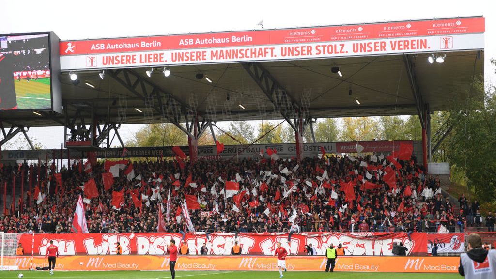 kibice podczas meczu Union - Freiburg