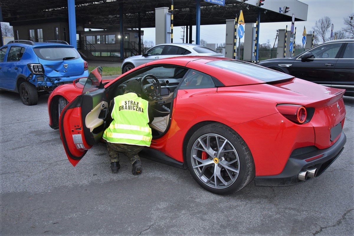 Ferrari Portofino odzyskane przez Straż Graniczną