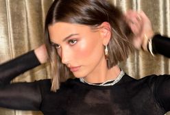 Stylizacje gwiazd na festiwalu Coachella 2023. Hailey Bieber włożyła "brudne" spodnie?