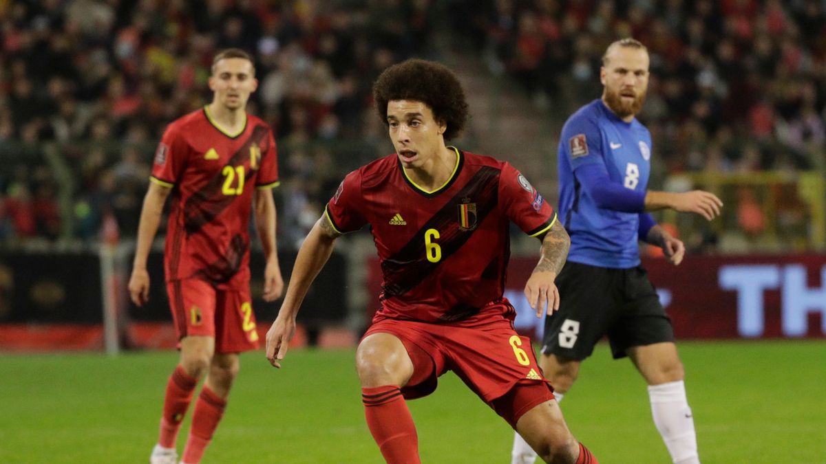 PAP/EPA / OLIVIER HOSLET / Na pierwszym planie zdjęcia: Axel Witsel