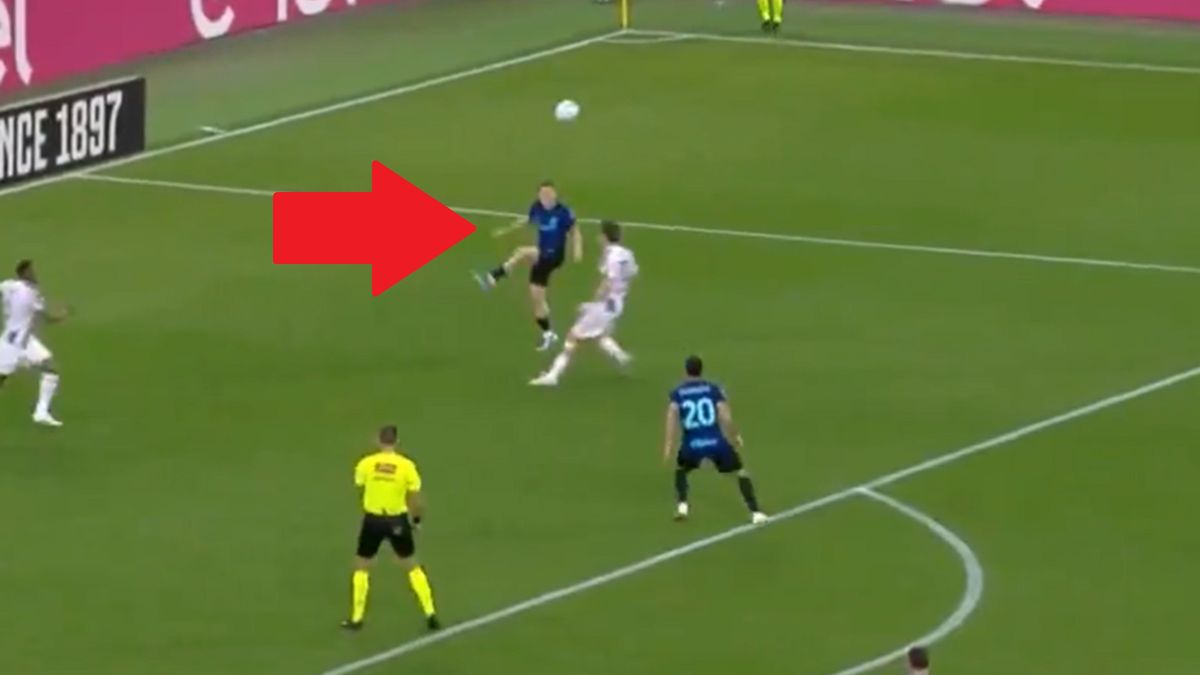 Twitter / ELEVENSPORTSPL / Na zdjęciu: asysta Zielińskiego