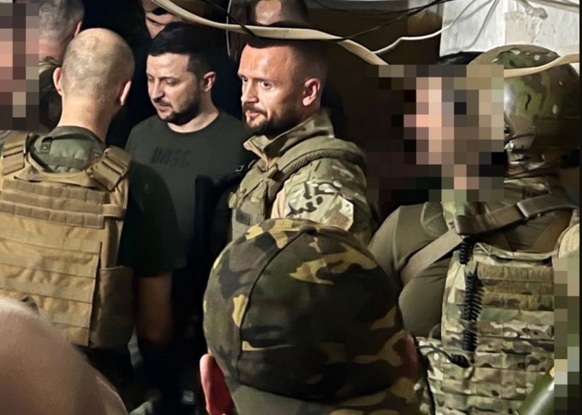 Na złość Putinowi. "Pod ostrzałem, potajemnie". Zełenski tuż pod jego nosem