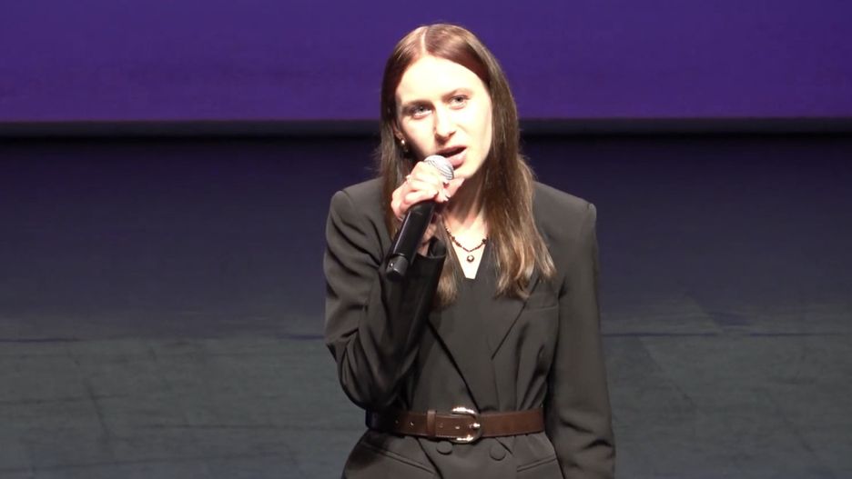 Screen z nagrania YT