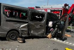 Bus wywrócił się, ludzie z niego wypadli. Tragedia na A1