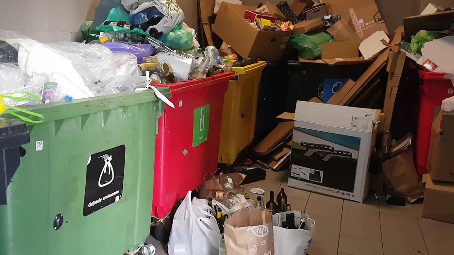 Urząd dzielnicy apeluje o utrzymywanie porządku wokół śmietników
