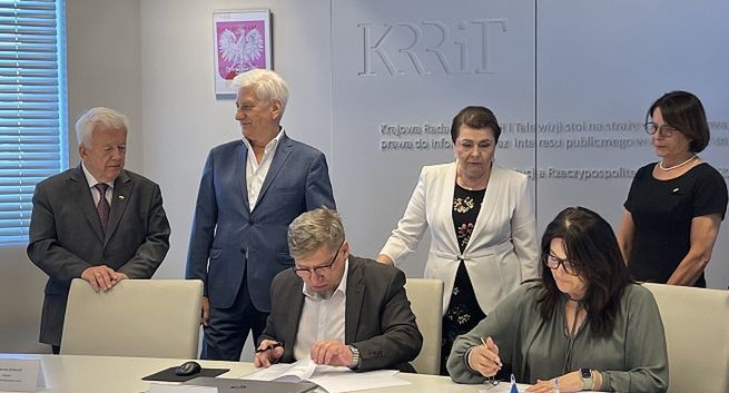 KRRiT i ukraiński regulator podpisały memorandum. „Wymiana kontentu, współpraca w zakresie nadawania”