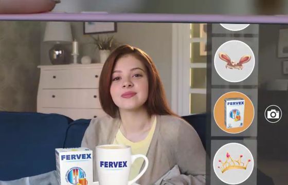 Fervex reklamowany jako „genialny filtr” do selfie (wideo)