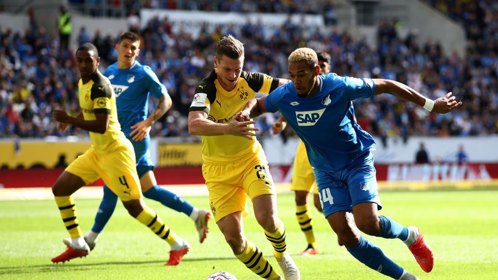 Zdjęcie okładkowe artykułu: Getty Images / Alex Grimm/Bongarts / Na zdjęciu: Łukasz Piszczek i Joelinton