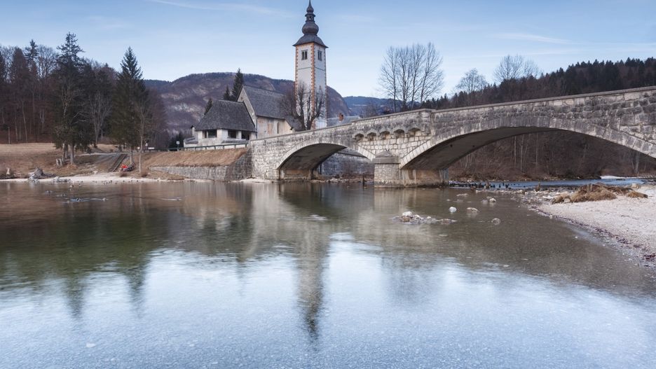 Koronawirus na świecie. Polscy turyści mogą wjeżdżać do Słowenii 