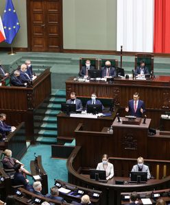 Basen i kaplica w nowym hotelu dla posłów. Koniec budowy za dwie kadencje