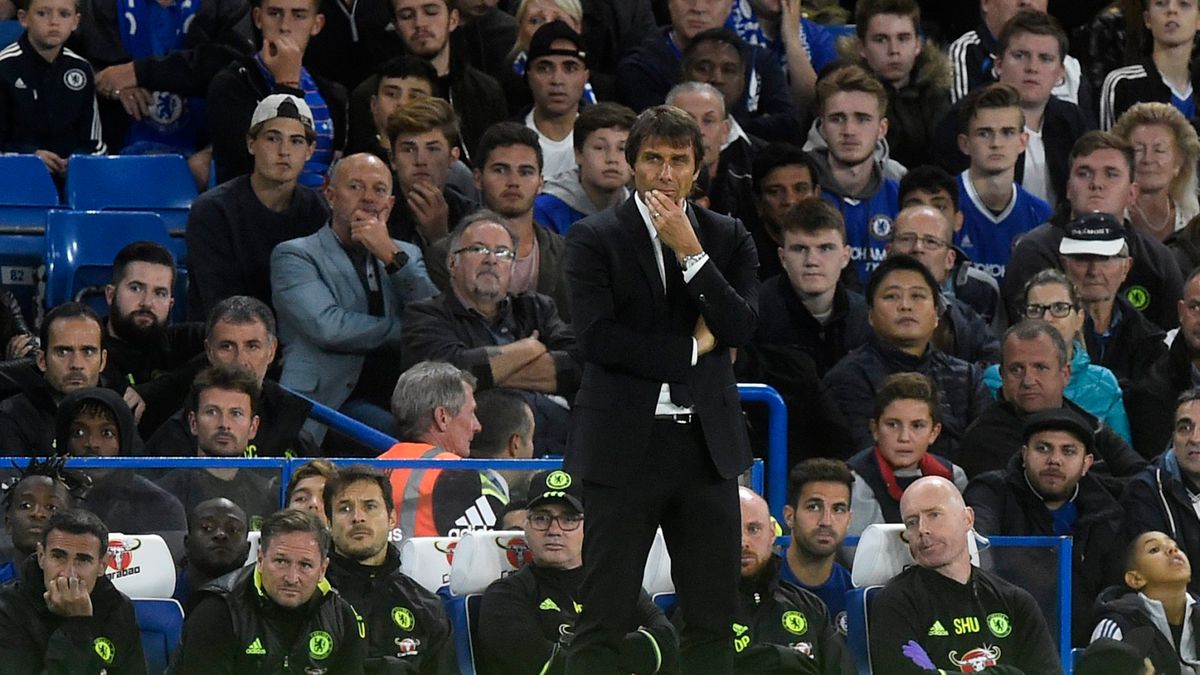 Antonio Conte jako trener Chelsea Londyn