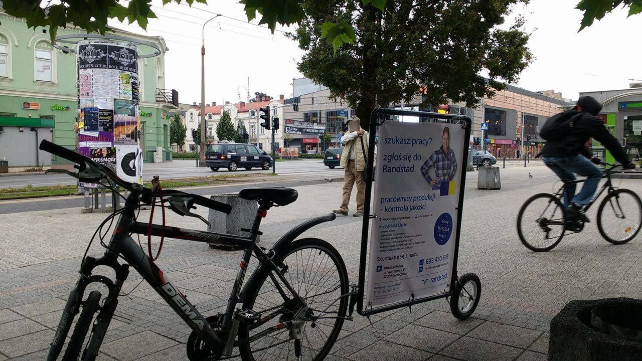 Mobilna reklama rowerowa spotBOX