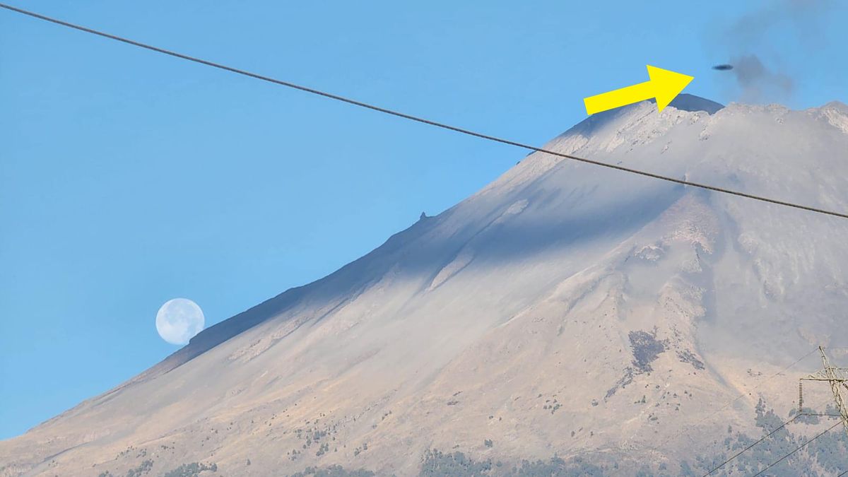 Zauważyli ten obiekt nad wulkanem w Meksyku. Wierzą, że to UFO.