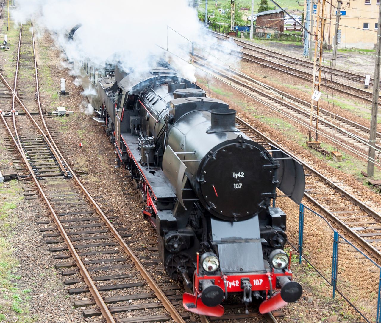 Żagań: Pociąg retro i spotkania w Archiwum Pamięci. Imprezy na weekend 14-16.11.2025