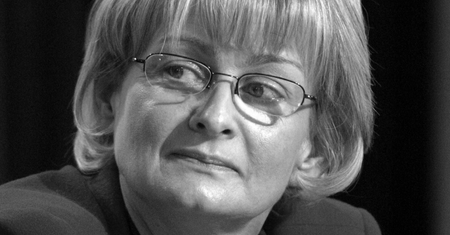 Nie żyje znana dziennikarka. Przed śmiercią napisała do męża tylko jedno słowo