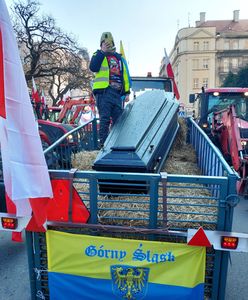 Protest rolników w Katowicach. "Układ w Warszawie to samowolka"