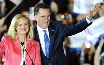 Awaryjne lądowanie samolotu z żoną Mitta Romneya