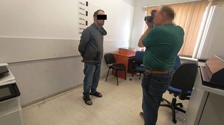 Warszawa: podpalił kamienicę i groził mieszkańcom. Jest dobrze znany policji