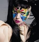 ''American Horror Story'': Lady Gaga lewituje w hotelu