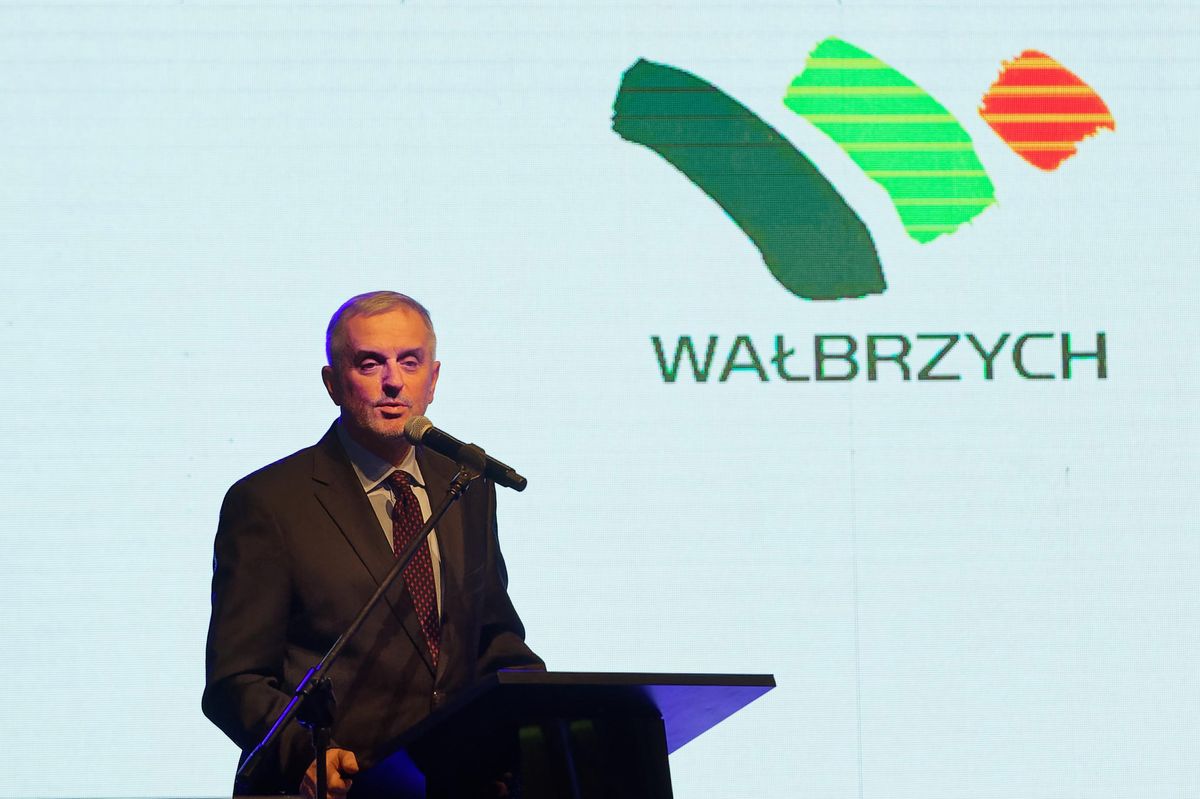 Wybory samorządowe 2018: Wałbrzych. Roman Szełemej wygrywa z rekordowym wynikiem