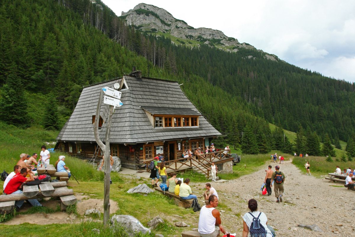 Zamykają schronisko na Hali Kondratowej w Tatrach. Zostało tylko kilka dni