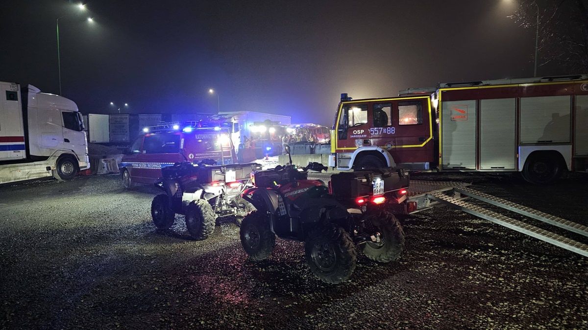 Auto zostawił na A4. Kamera zarejestrowała coś niepokojącego