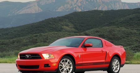 Ford Mustang z czterocylindrowym silnikiem?!