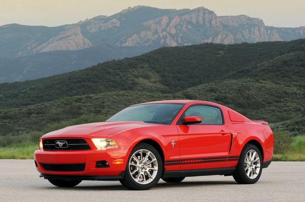 Ford Mustang z czterocylindrowym silnikiem?!