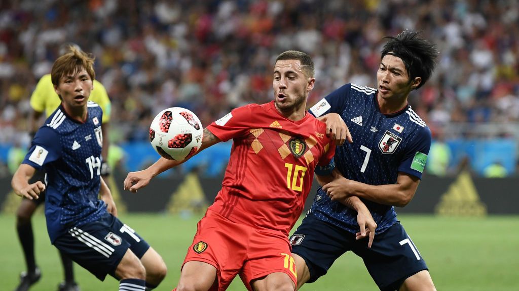 Getty Images / Carl Court / Na zdjęciu: Eden Hazard i Gaku Shibasak