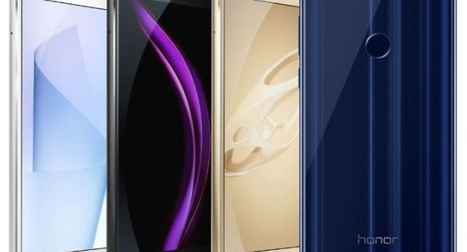 Huawei ze wzrostem dochodów i sprzedaży smartfonów w I połowie 2017 r. (infografika)