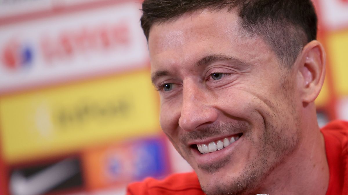 Zdjęcie okładkowe artykułu: PAP / Leszek Szymański / Na zdjęciu: Robert Lewandowski