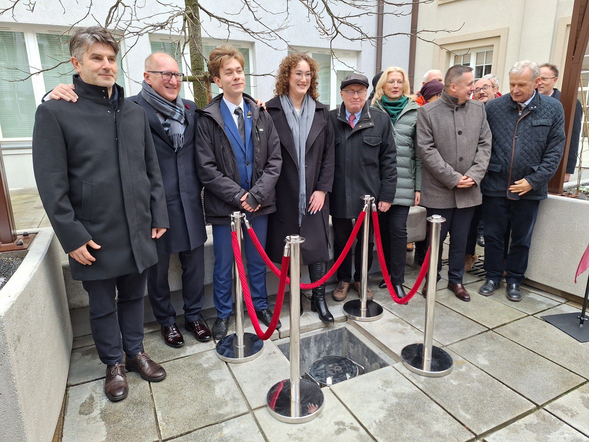 Kapsuła czasu z okazji 80-lecia Politechniki Wrocławskiej