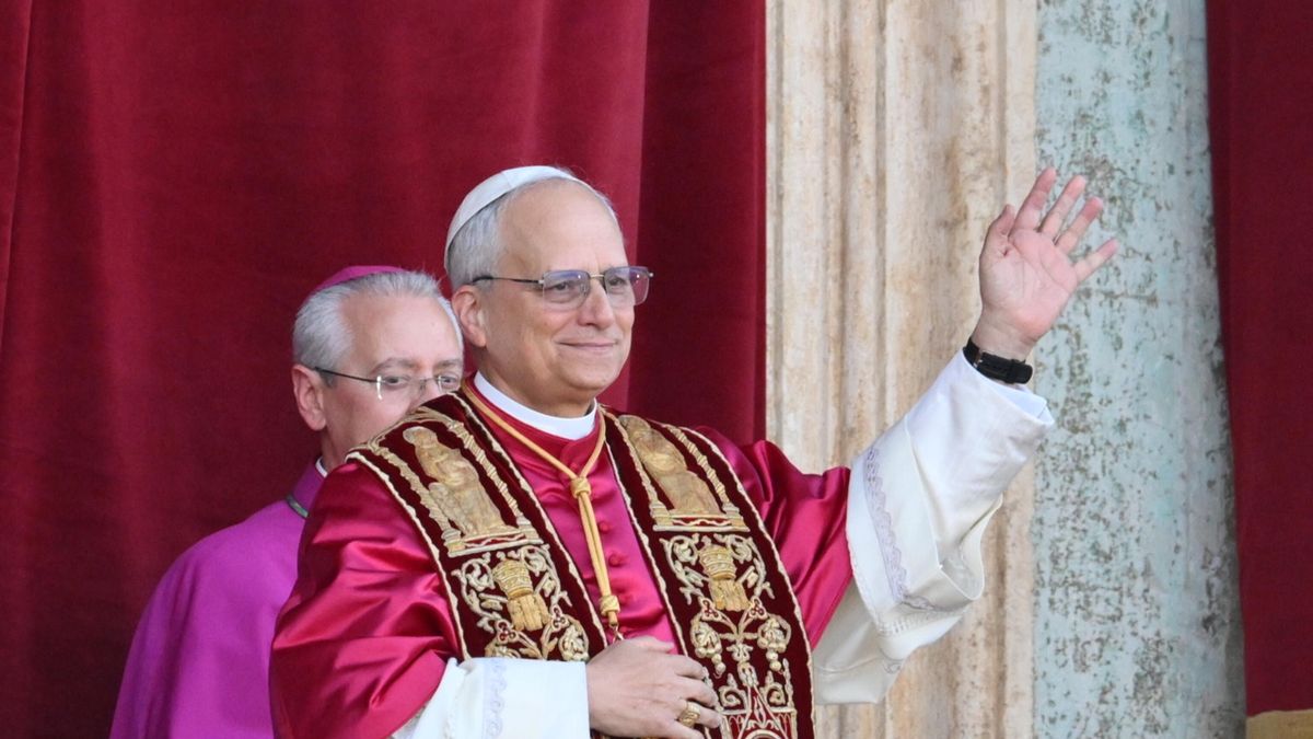 Robert Francis Prevost, Leon XIV