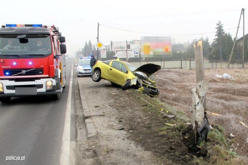 Pojechali na pomoc. Strażacy-ochotnicy nie byli trzeźwi i spowodowali kolizję