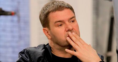 Tomasz Karolak płaci za poparcie Bronisława Komorowskiego. Dostaje pogróżki - "Spalimy twój dom!"