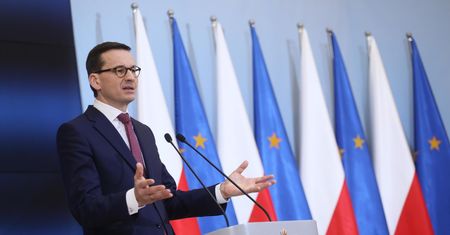 Ministerstwo Finansów od 2 lat blokuje informację o premiach. Mimo wyroku sądu