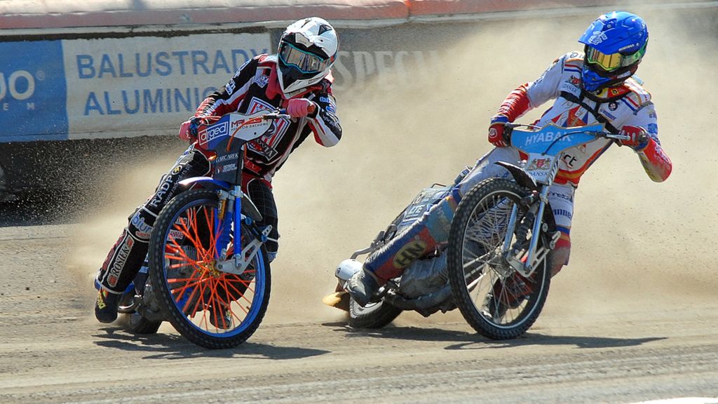 WP SportoweFakty / Tomasz Rosochacki / Na zdjęciu: Sebastian Szostak i Karol Żupiński