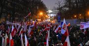 Pierwsze zdjęcia tłumów na ulicach Warszawy. Trwa manifestacja PiS