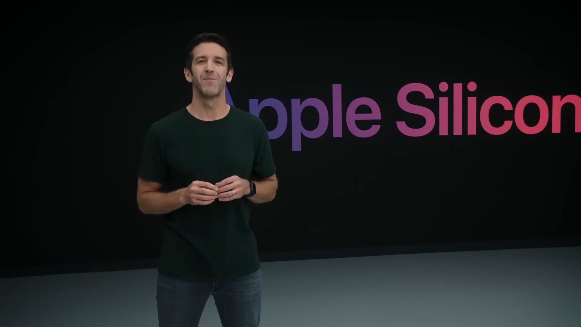 John Ternus nadzorował przejście komputerów Mac na czipy Apple M