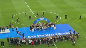 Tak cieszyli się piłkarze Górnika. Legenda wzniosła Puchar Polski