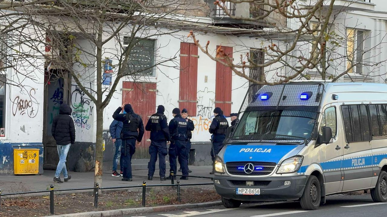 Interwencja policji na ulicy Inżynierskiej w Warszawie