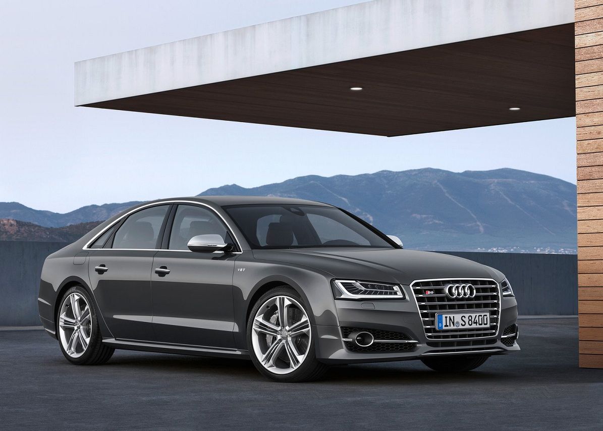 Audi S8