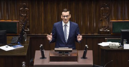 Pracodawcy błędnie naliczają pensje. Powód? Prawo pisane na kolanie