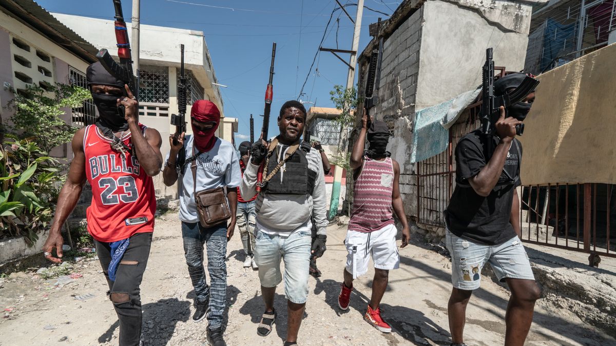 Gangi paraliżują sytuację na Haiti