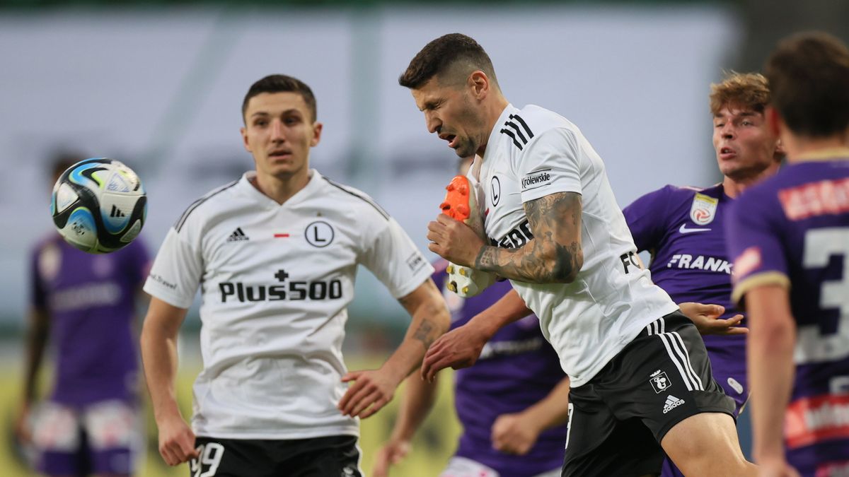 PAP / Leszek Szymański / Na zdjęciu: Bartosz Slisz, Paweł Wszołek, Muharem Huskovic