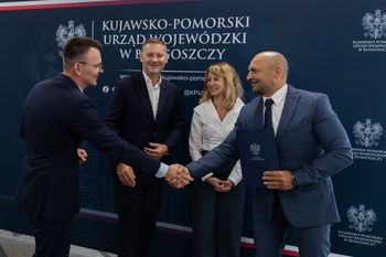 Seniorzy z Kujawsko-Pomorskiego z rządowym dofinansowaniem. Te organizacje otrzymały wsparcie