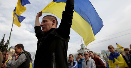 Sytuacja na Ukrainie. Milicja nie reaguje, więc utworzyli samoobronę w Mariupolu