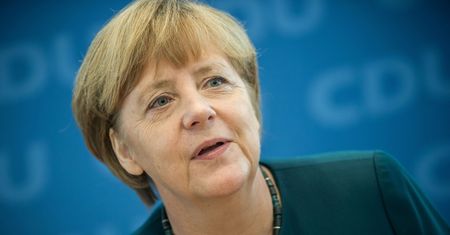 Sytuacja na Ukrainie. Merkel wzywa Rosję do wycofania rosyjskiej broni