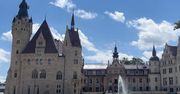 Przyjechały tłumy. Tysiące turystów chcą zobaczyć ten zamek w Polsce